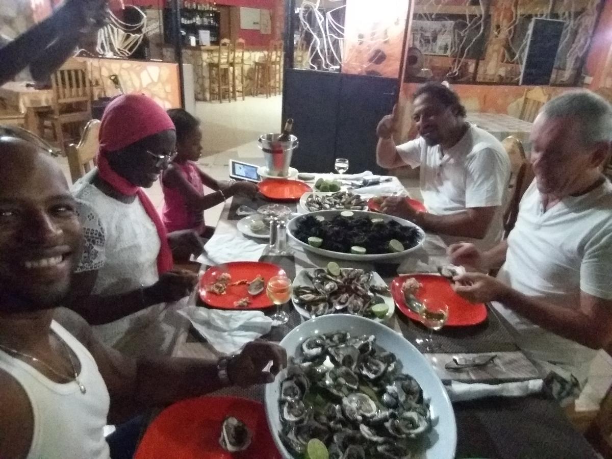 Terre D'Afrique Hotel Popenguine Esterno foto
