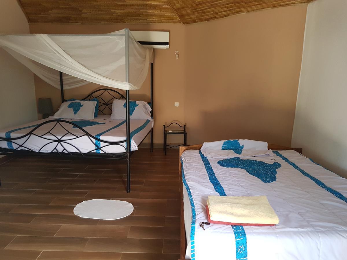 Terre D'Afrique Hotel Popenguine Esterno foto